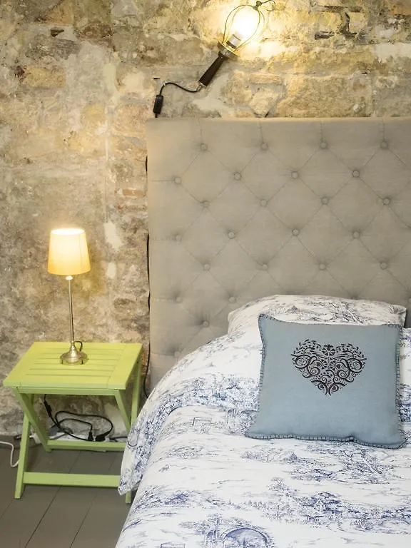 Apartamento Appartements La Croix - Hyper Centre - Palais Des Papes Et Pont D'Avignon - Wifi Francia