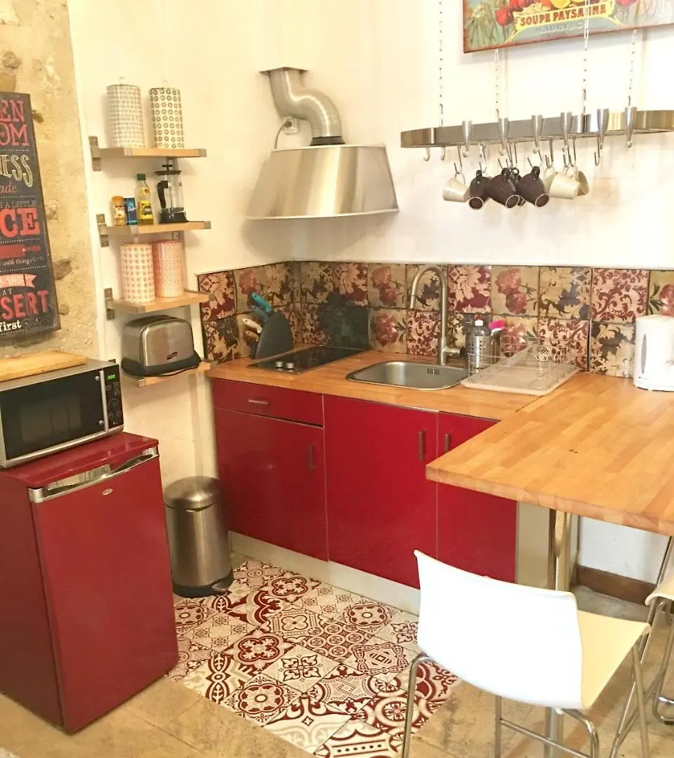 Apartamento Appartements La Croix - Hyper Centre - Palais Des Papes Et Pont D'Avignon - Wifi